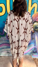 Load image into Gallery viewer, Bohemian tunic with pattern and fringe from raw cotton.
