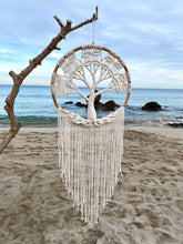 Load image into Gallery viewer, Big macrame tree of life wall hanging.
