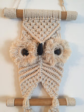 Load image into Gallery viewer, Macrame plant hanger.
