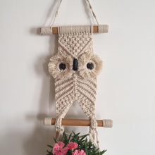 Load image into Gallery viewer, Macrame plant hanger.
